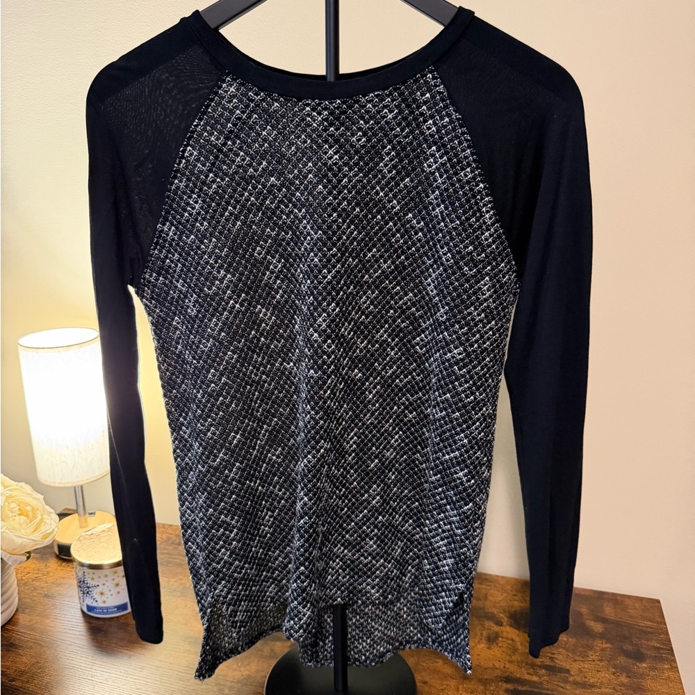 Banana Republic Long Sleeve Top
